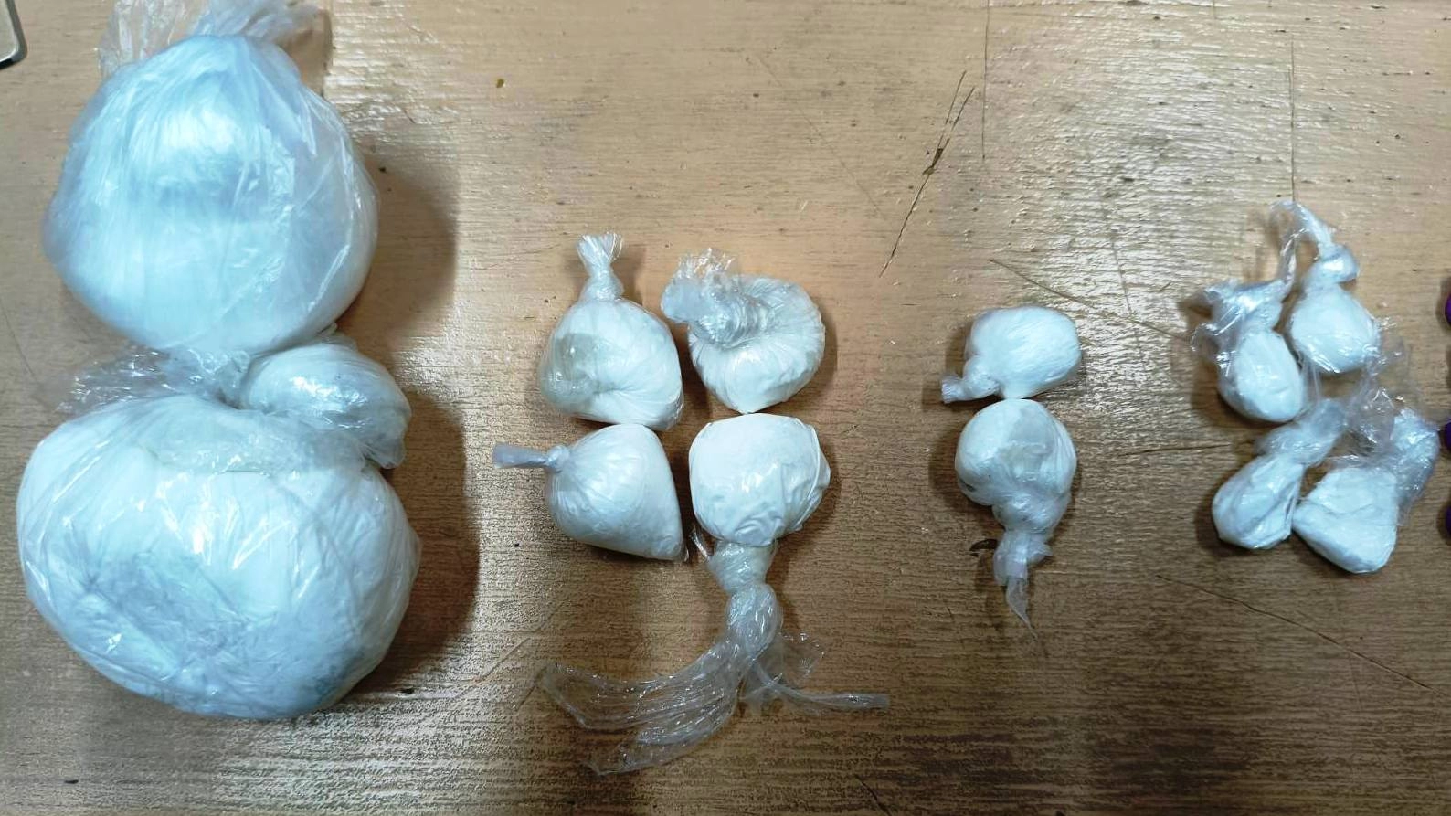 PU/PS Lukavac - pronađena opojna droga, jednom licu oduzeta sloboda